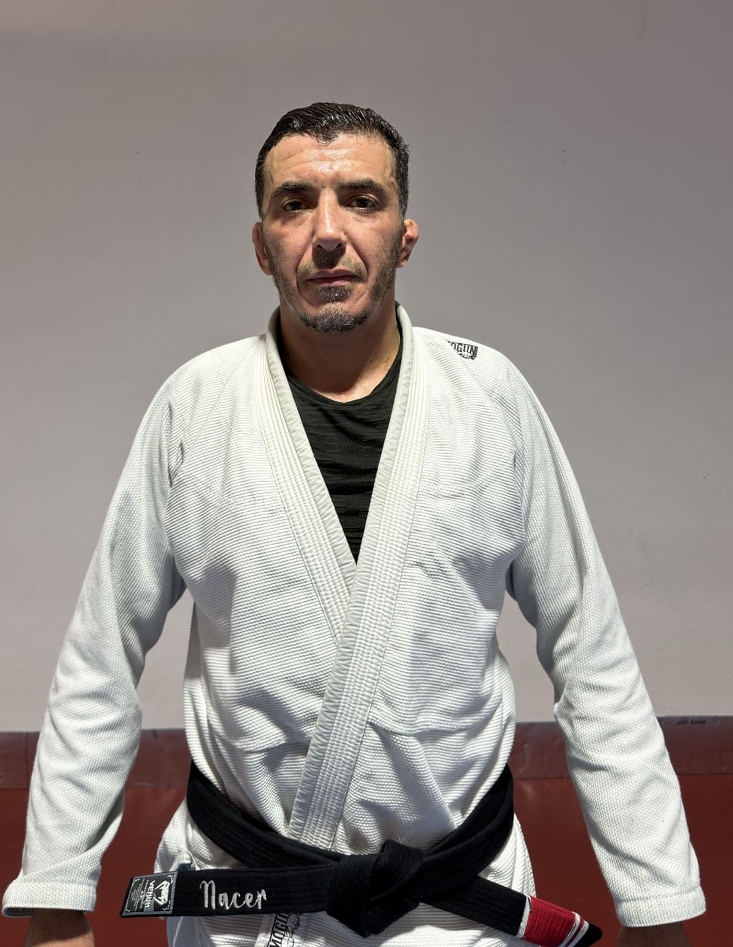 Nacer Bougrine, ceinture noire 1er degré IBJJF, professeur de Jiu-Jitsu Brésilien à Carcassonne